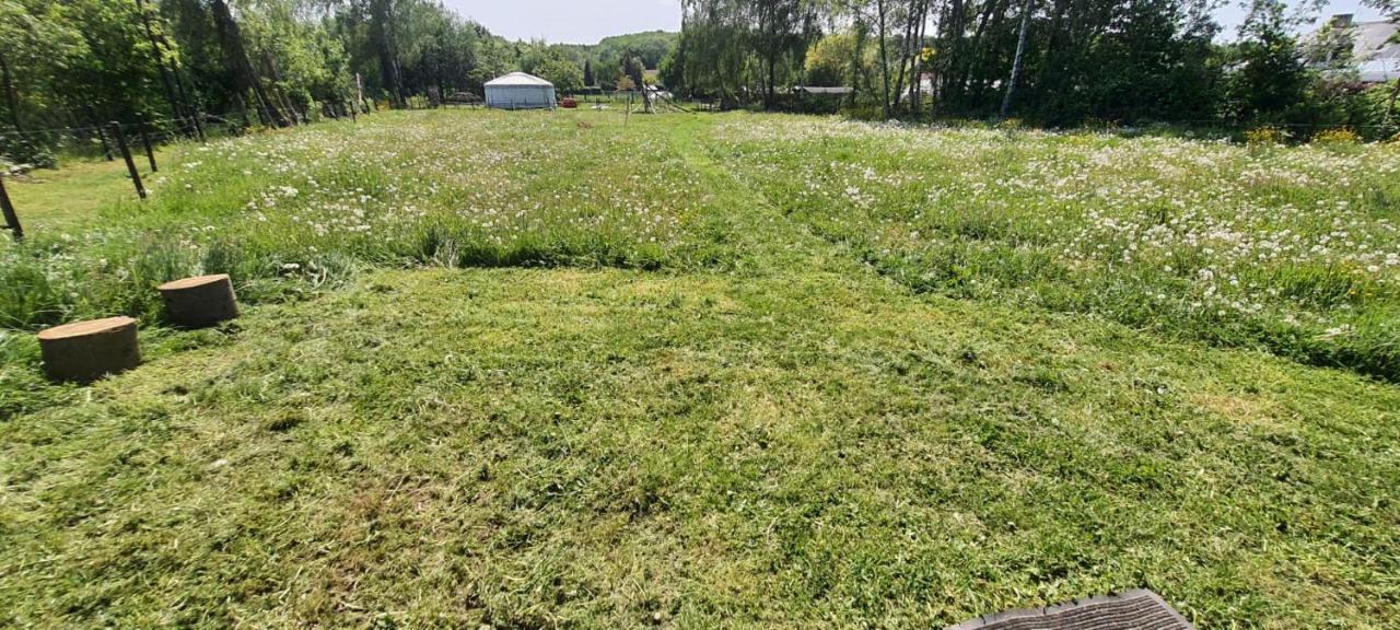 فندق ارسخوتفي  Slapen Tussen De Ezels In De Yurt المظهر الخارجي الصورة