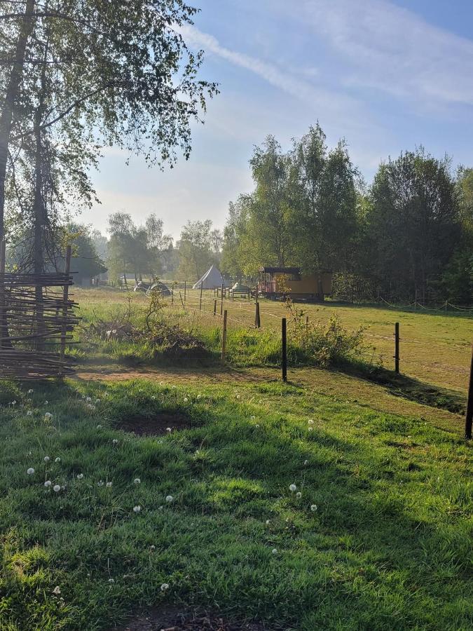 فندق ارسخوتفي  Slapen Tussen De Ezels In De Yurt المظهر الخارجي الصورة